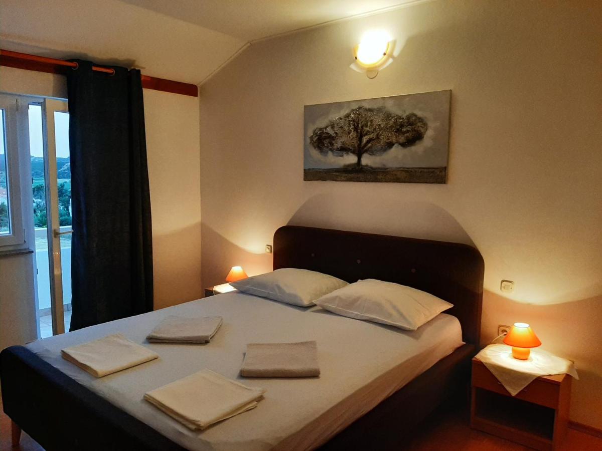 Apartments Donadic I, Caska Novalja Ngoại thất bức ảnh